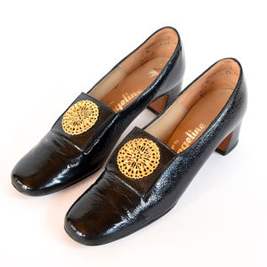 NEW 1960s Black Pilgrim Pumps Evangeline NOS